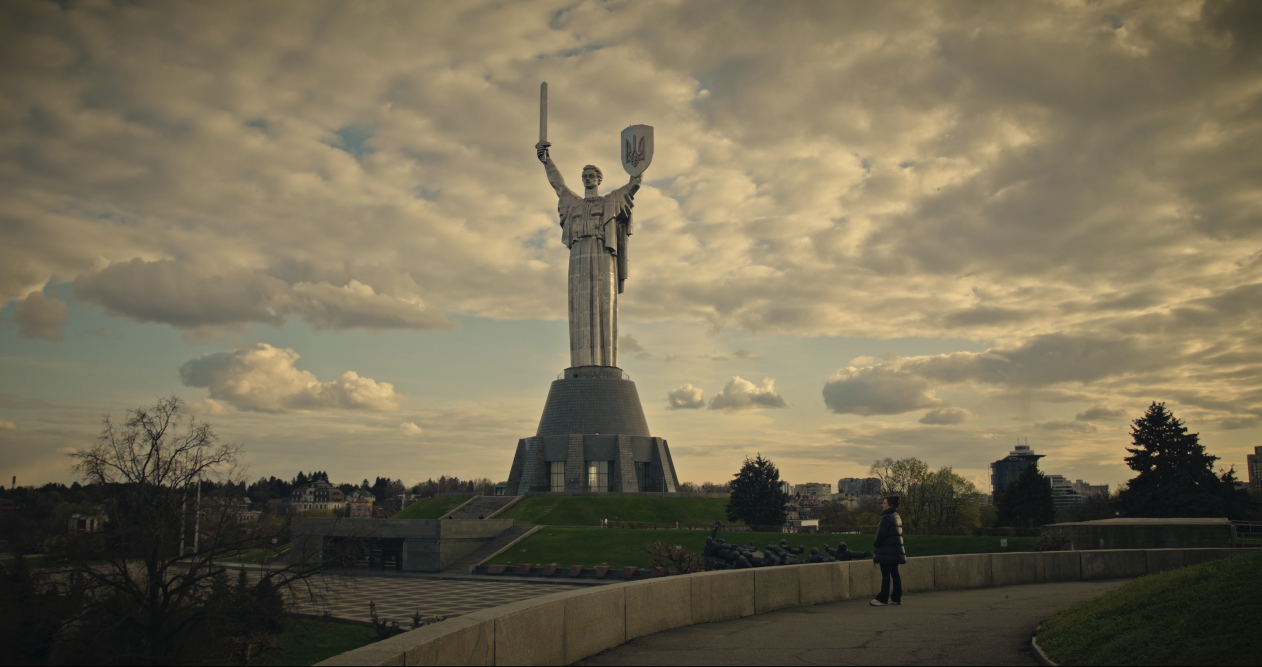 Zarema Bariieva stands before Kyiv’s Mother Ukraine monument, reflecting on her country’s fight to protect its freedom and people from Russian imperialism.
